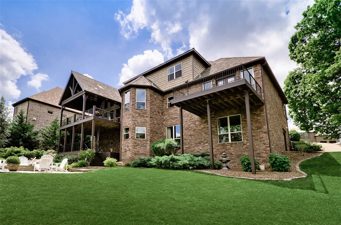 Pinnacle CC - Residential