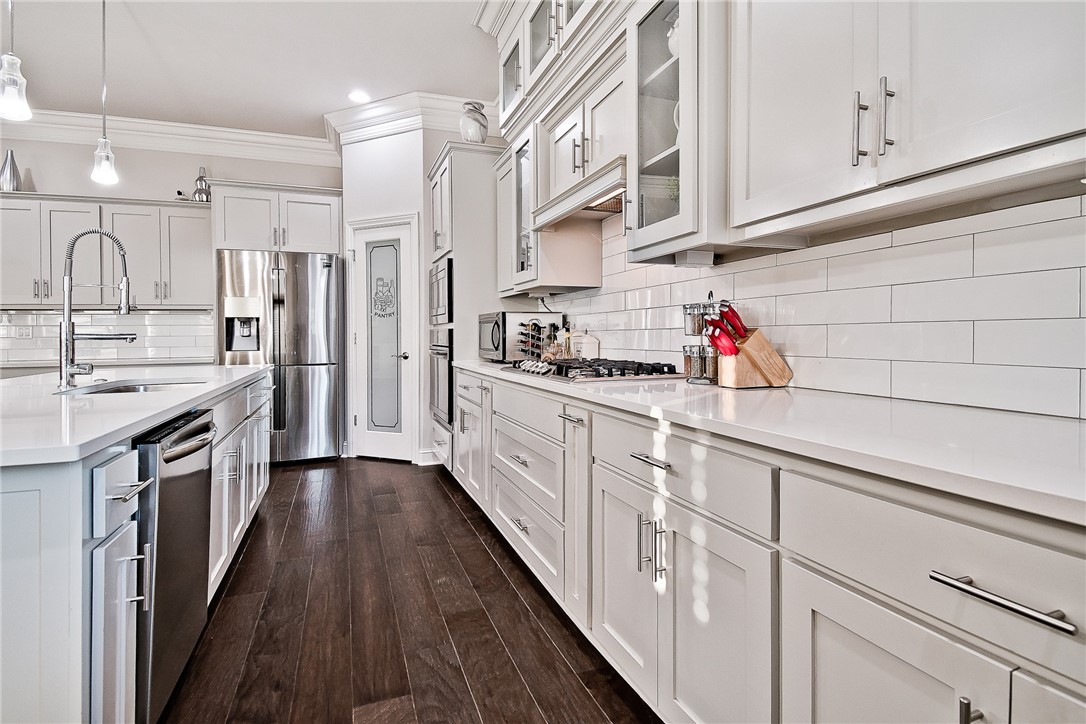 Lochmoor Club Sub Ph Ii Bentonville - Residential