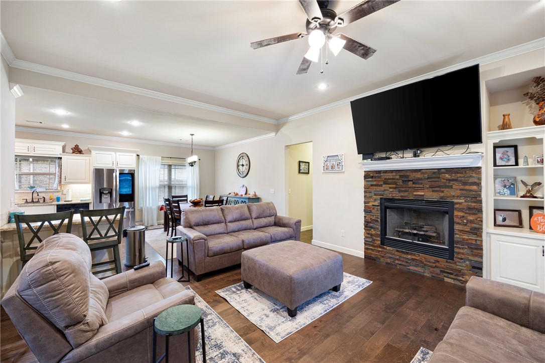 Cove Landing Phase VI - Residential