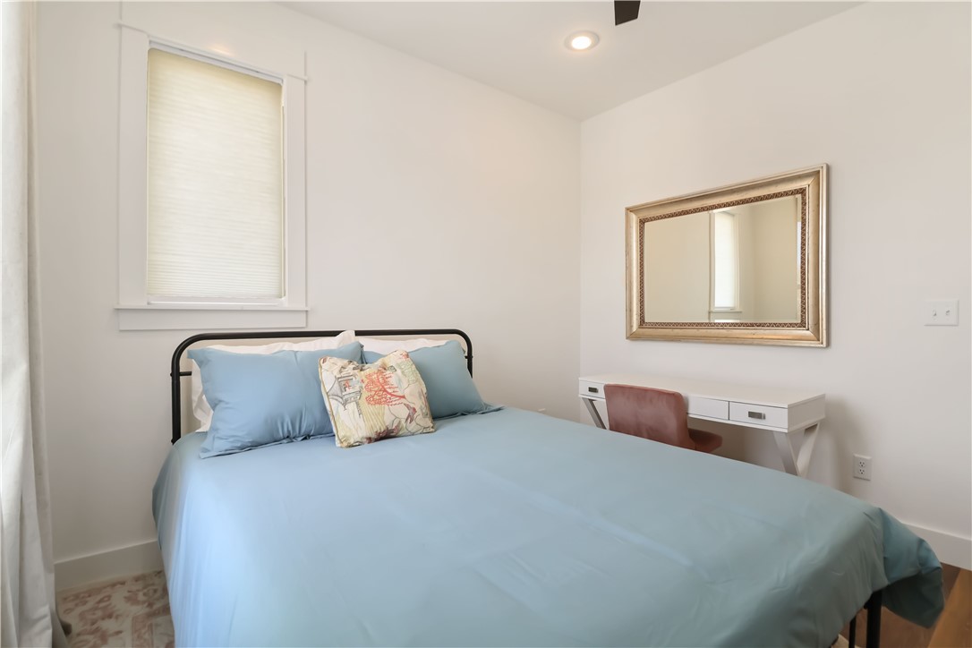 Mcilroy Add - Residential