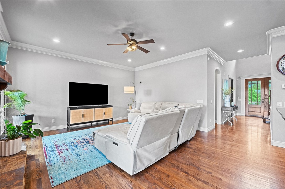 33-19-30-ROGERS - Residential