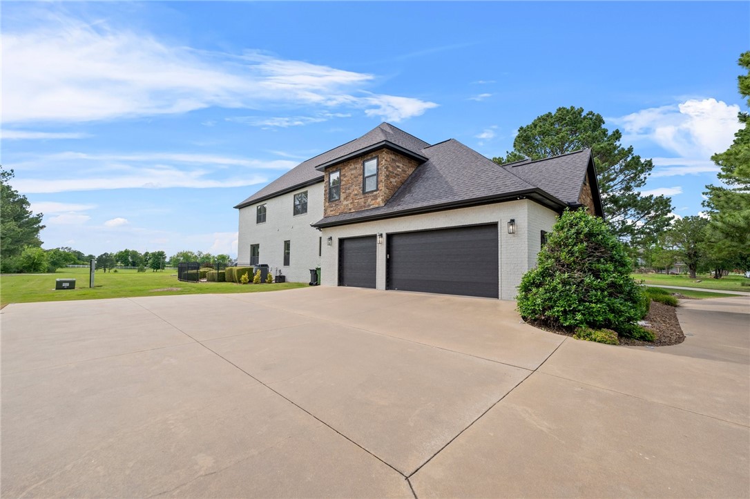 33-19-30-ROGERS - Residential