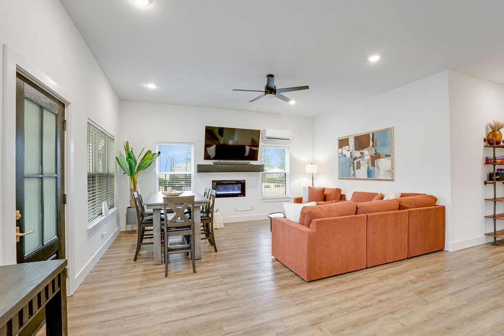 33-19-30-ROGERS - Residential