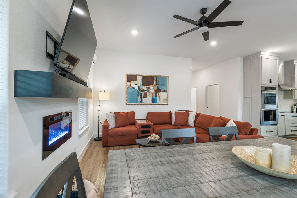 33-19-30-ROGERS - Residential