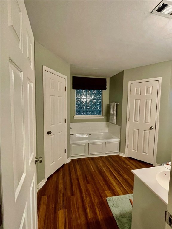 Hunt Club - Residential