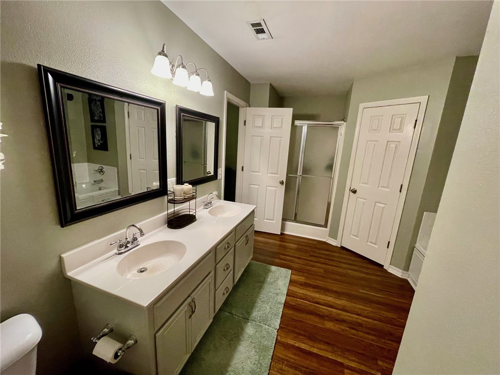 Hunt Club - Residential