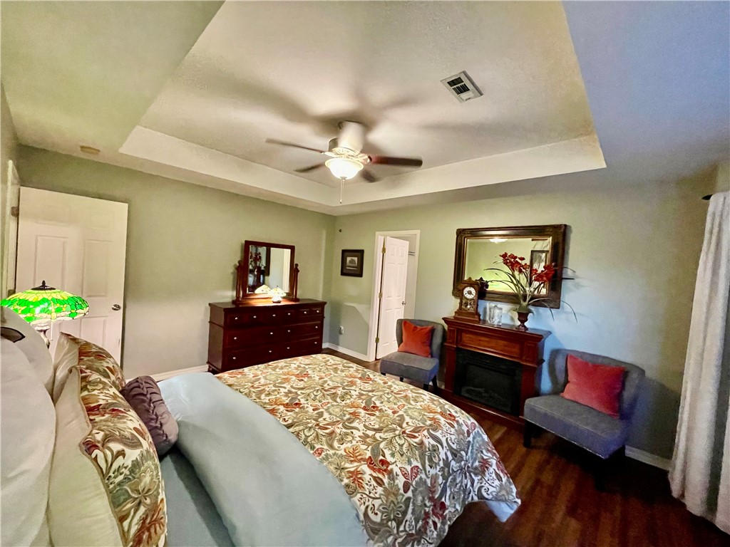 Hunt Club - Residential