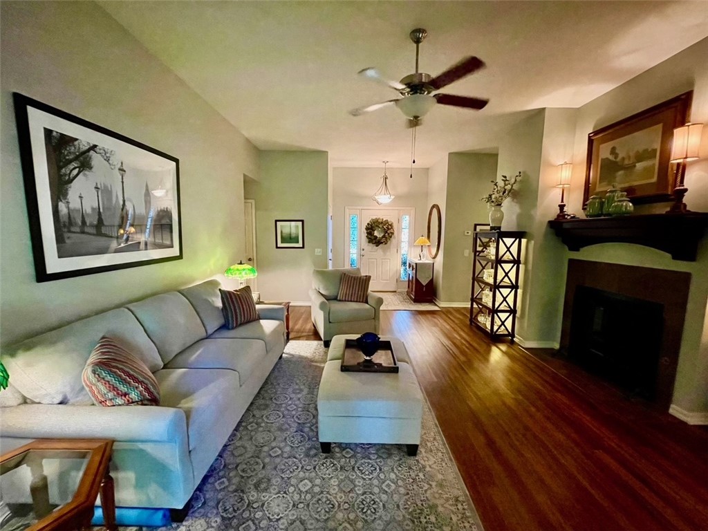Hunt Club - Residential