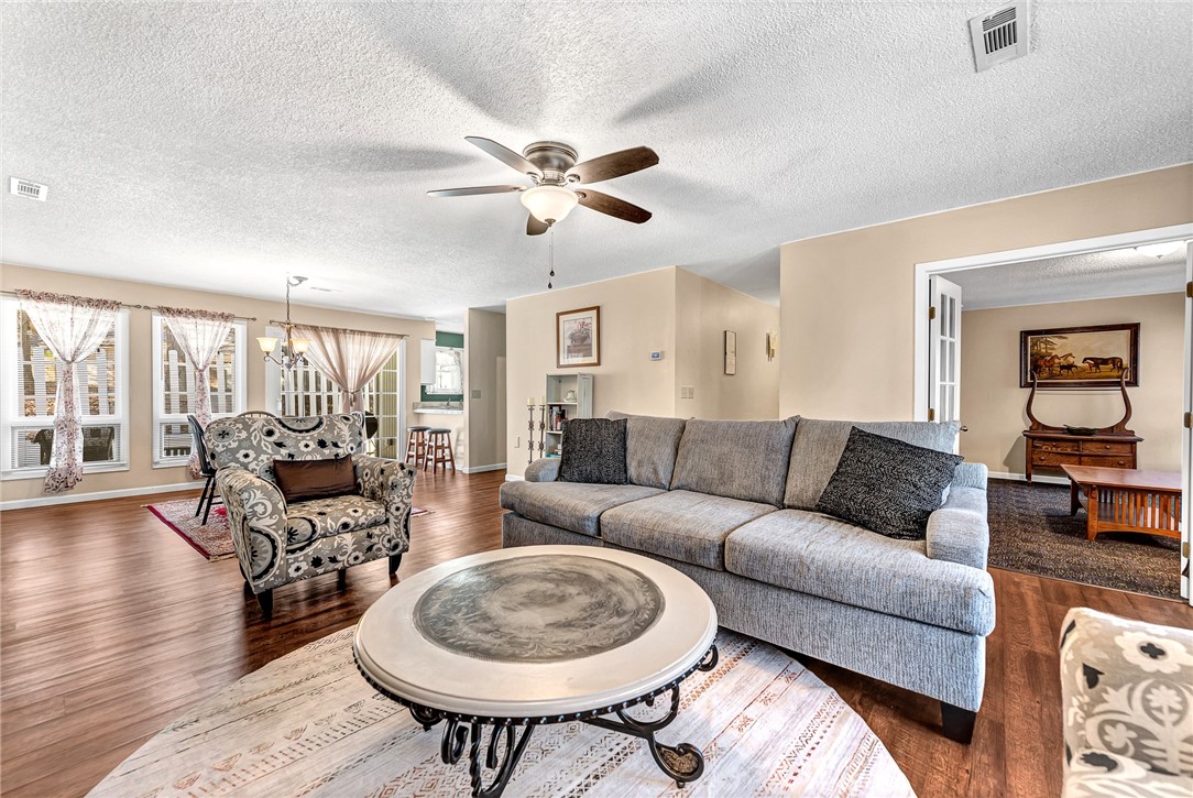 Townhouse Tct 3 A/K/A Drake Court Bvv - Residential