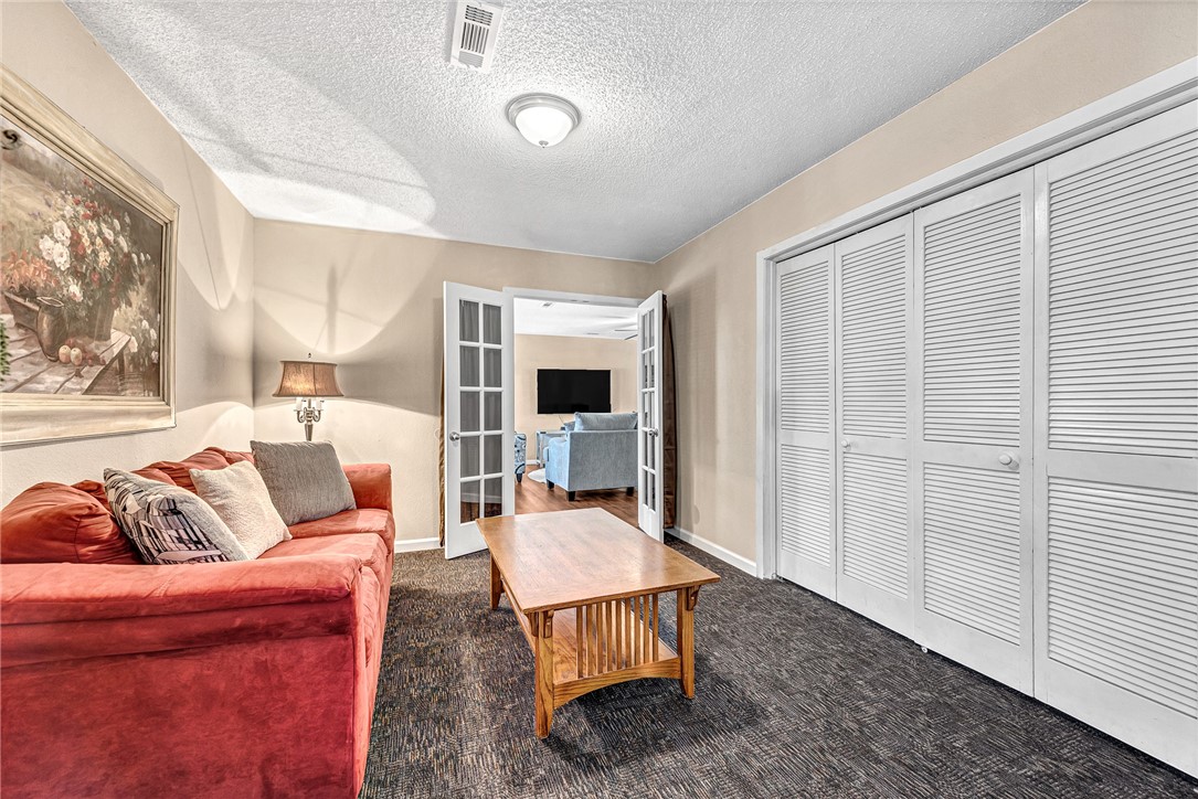 Townhouse Tct 3 A/K/A Drake Court Bvv - Residential