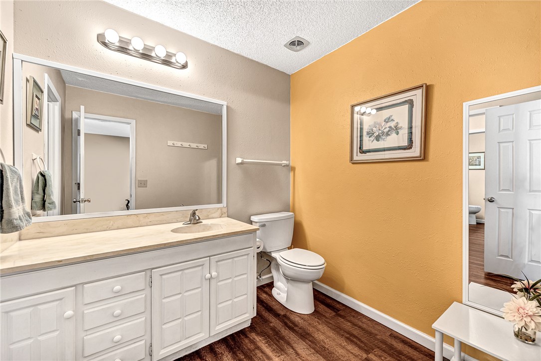 Townhouse Tct 3 A/K/A Drake Court Bvv - Residential