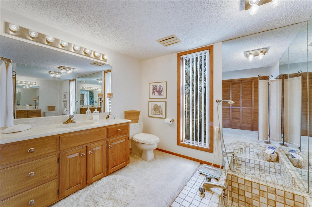 Twin Lake Estates - Residential