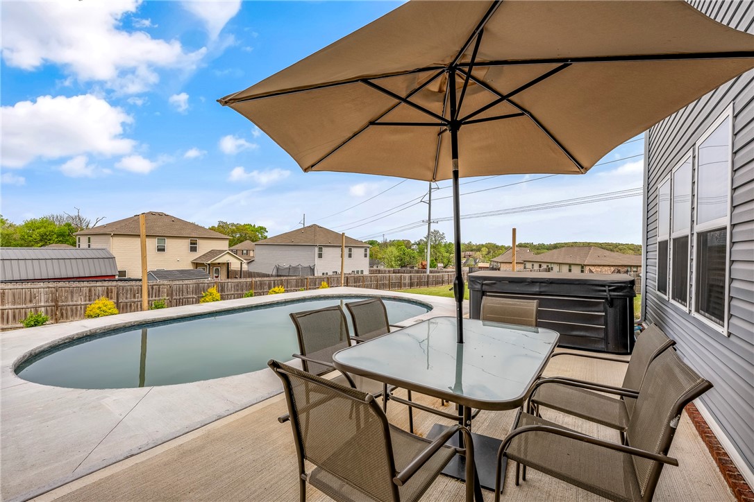 Kerelaw Castle Bentonville - Residential