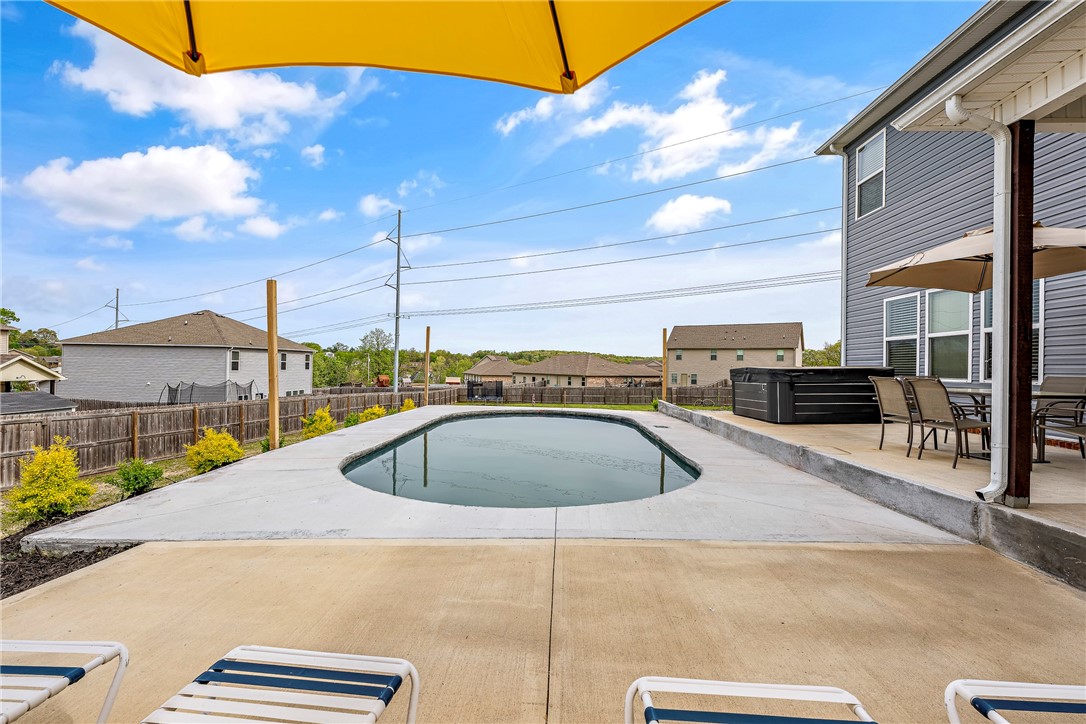 Kerelaw Castle Bentonville - Residential