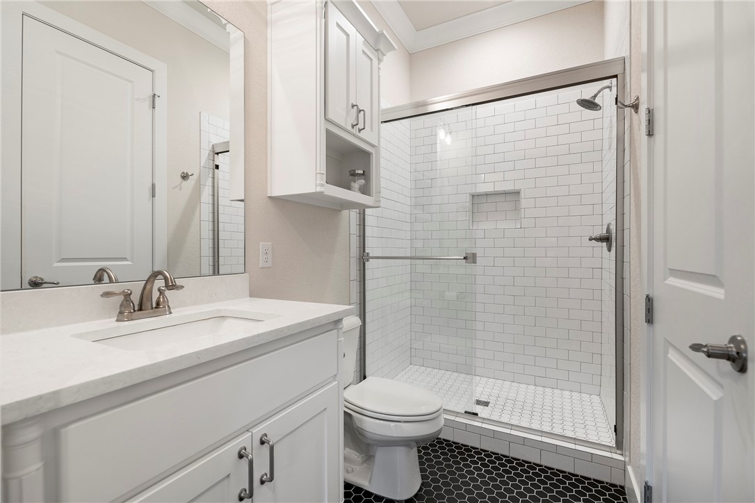 Oak Tree - Residential