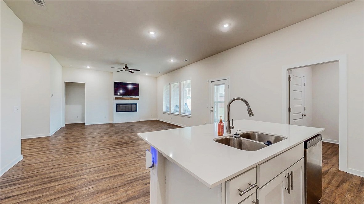 Goose Creek Village Ph Iii - Residential