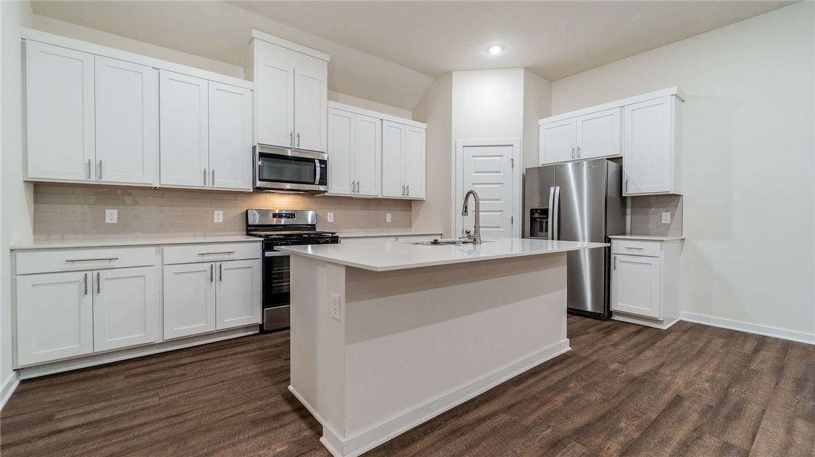 Goose Creek Village Ph Iii - Residential