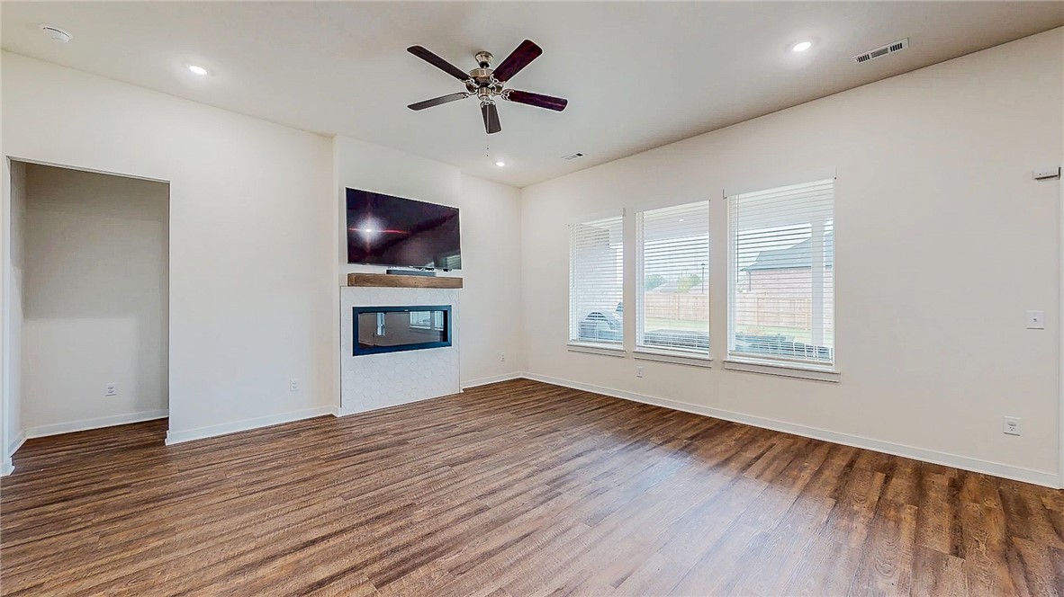 Goose Creek Village Ph Iii - Residential