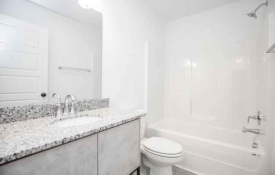 FEATHERSTON VILLAGE PH 1-CENTERTON - Residential Lease