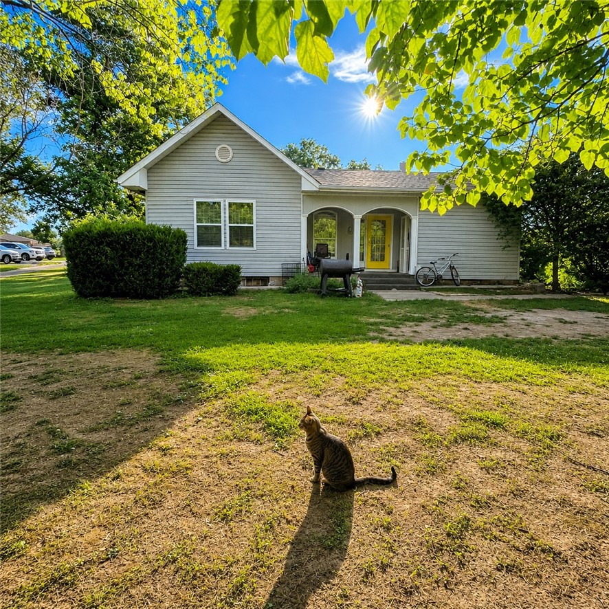 Photo 1 of 36 — 1008 N D Street, Rogers, AR 72756