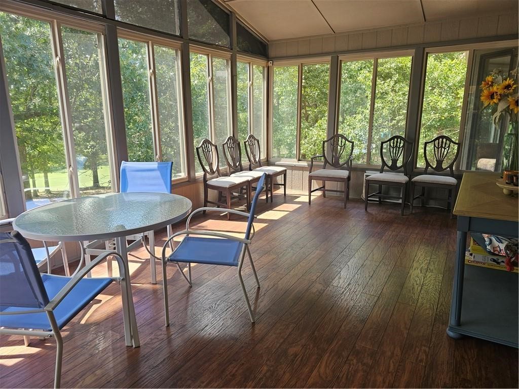 Cardenden Sub Bvv - Residential Lease