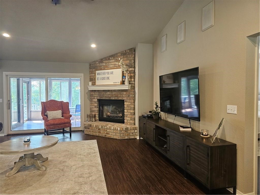 Cardenden Sub Bvv - Residential Lease