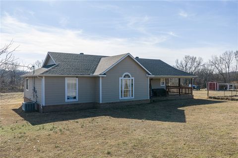 Photo of 4713 Macedonia Road, Van Buren, AR 72956 (MLS # 1332227)