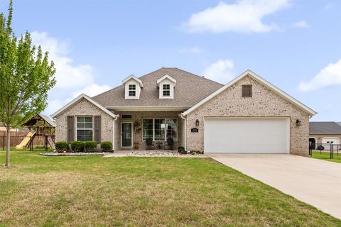 Photo of 313 W Bush Street, Prairie Grove, AR 72753 (MLS # 1343750)