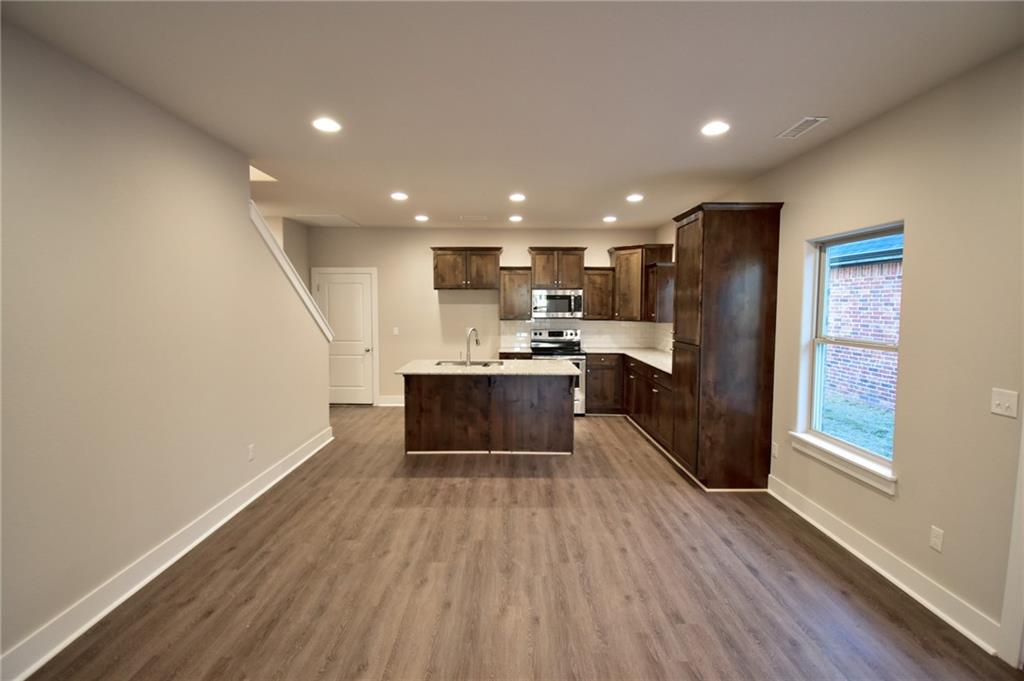 Villas At Forest Hills - Residential