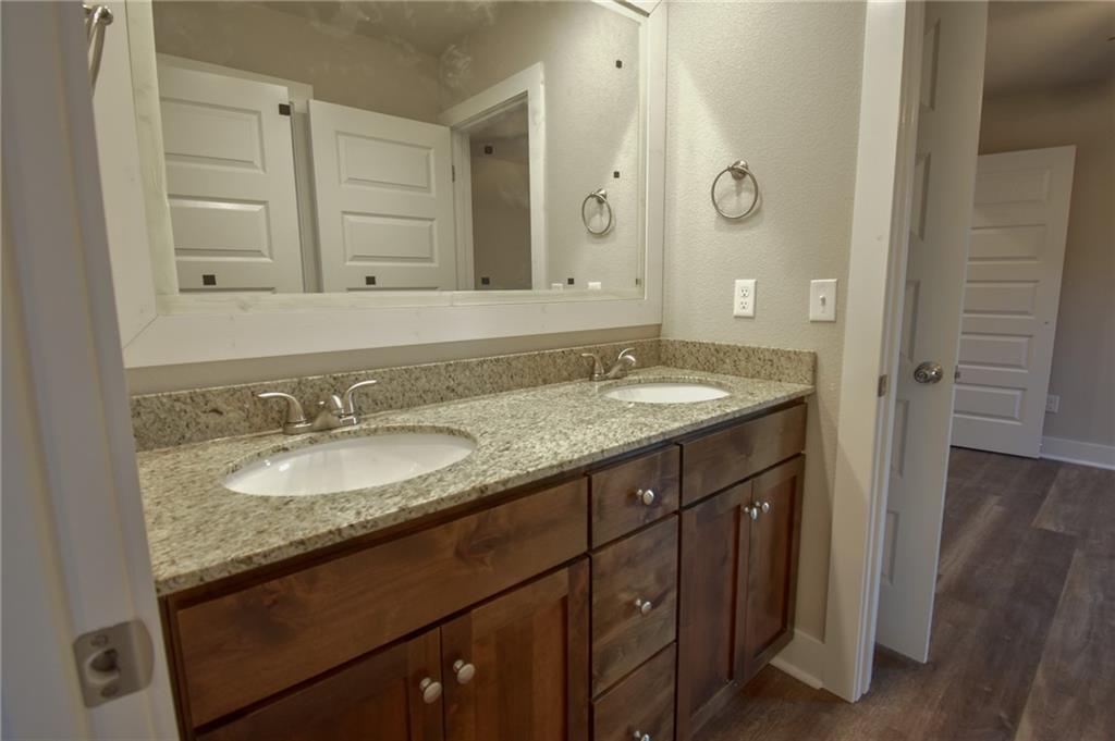 Villas At Forest Hills - Residential