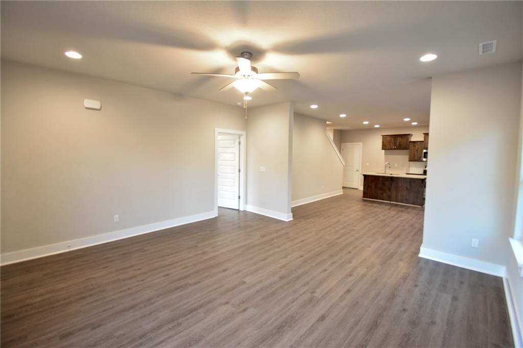 Villas At Forest Hills - Residential