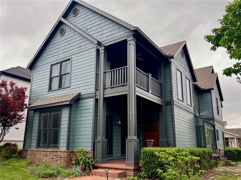 Photo of 917 NE Arleta Gardens, Bentonville, AR 72712 (MLS # 1343780)