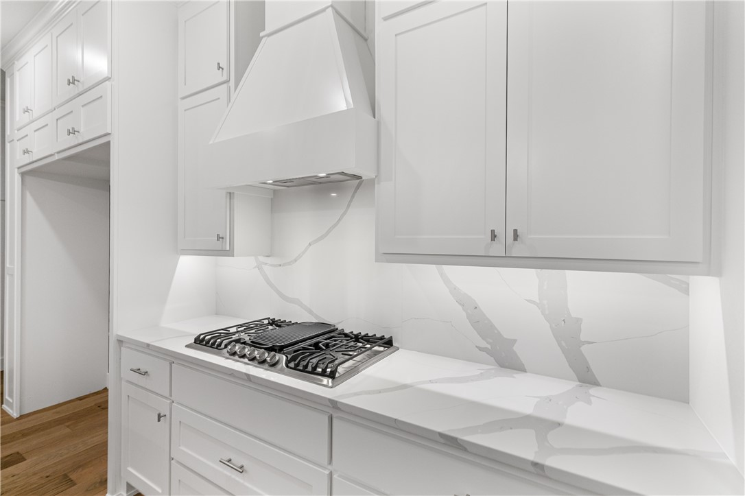 W A BURK'S ADD-BENTONVILLE - Residential