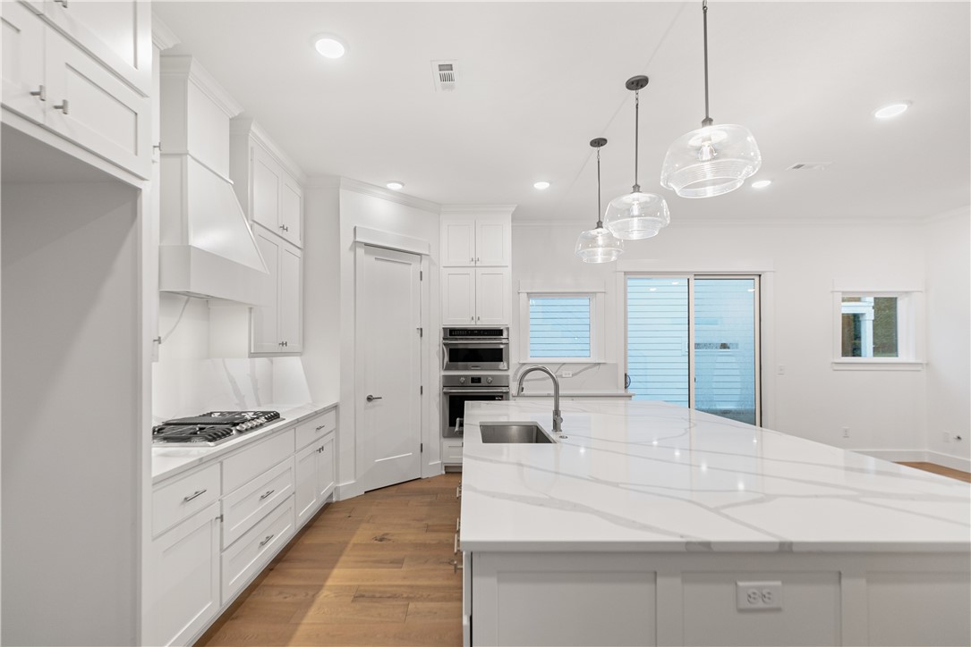 W A BURK'S ADD-BENTONVILLE - Residential