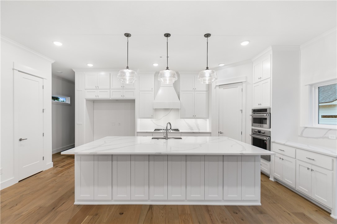 W A BURK'S ADD-BENTONVILLE - Residential