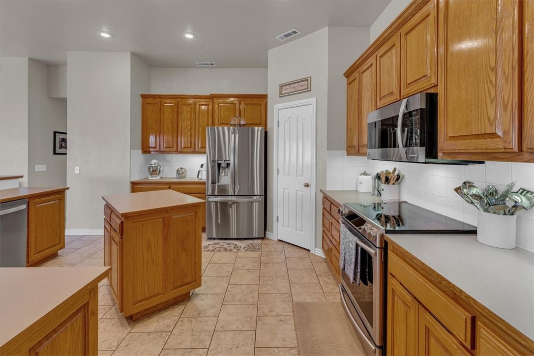 Roberts Sub Bvv - Residential