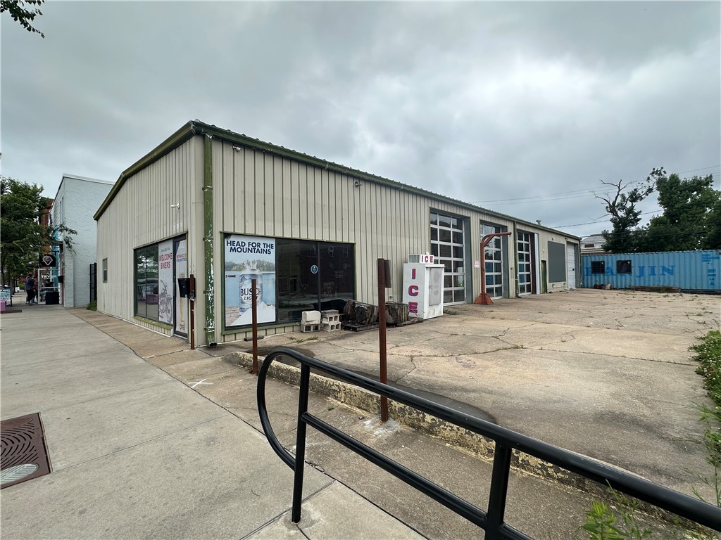 Rogers Orig Rogers - Commercial Lease