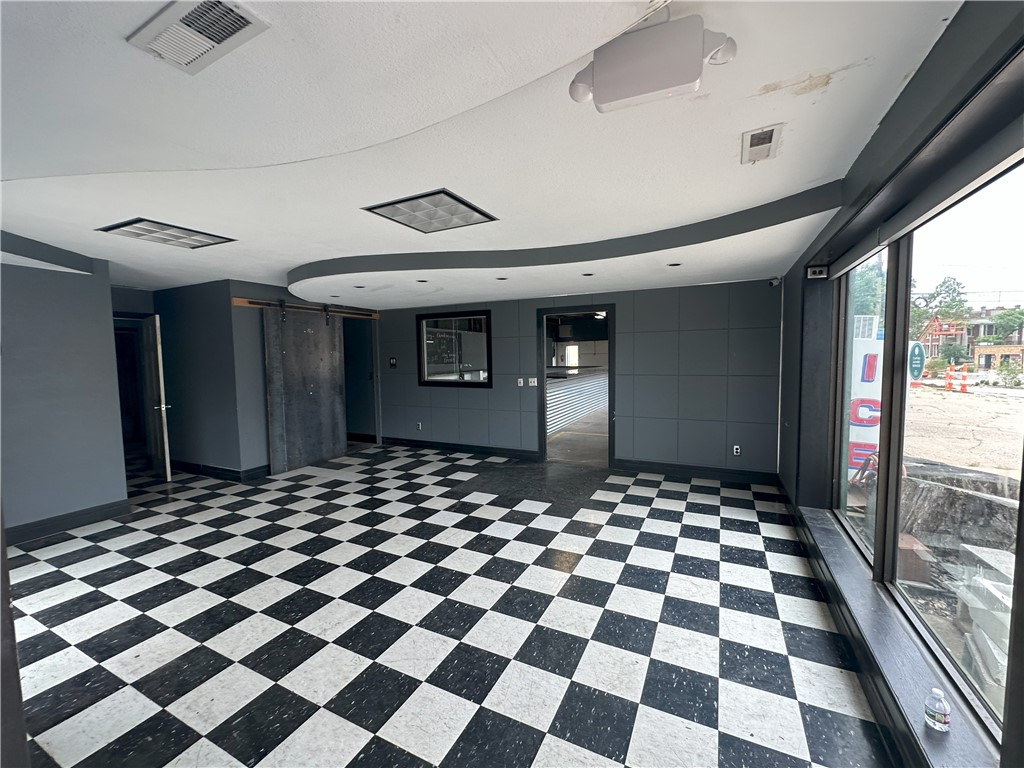 Rogers Orig Rogers - Commercial Lease