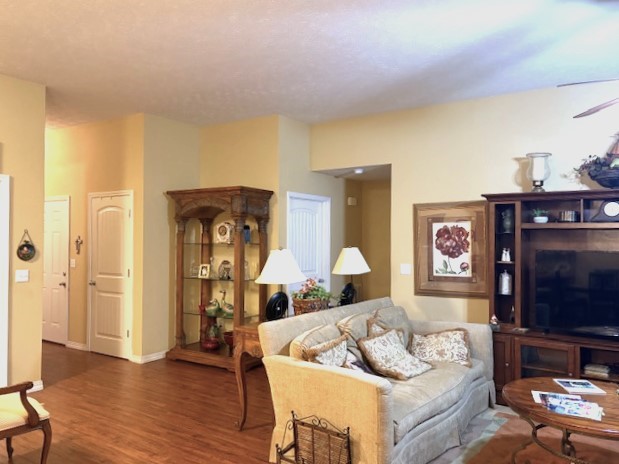 Regency Condo Sec 4 Ph 2 - Residential