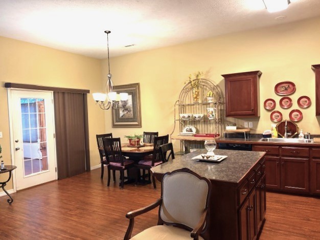 Regency Condo Sec 4 Ph 2 - Residential