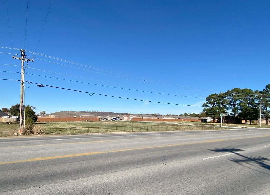 Springdale Outlots - Commercial Sale