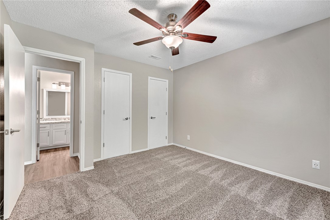 Photo 14 of 16 of 1658 N Boxley Avenue townhome