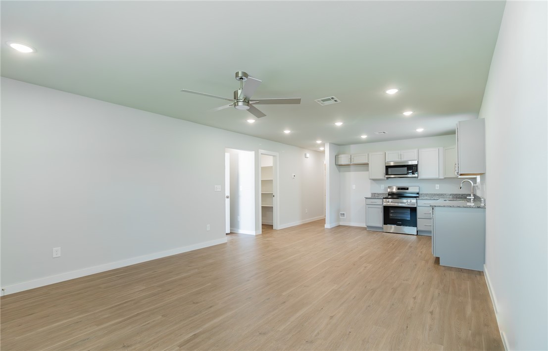 Woodward Park Ph I Highfill - Residential Income