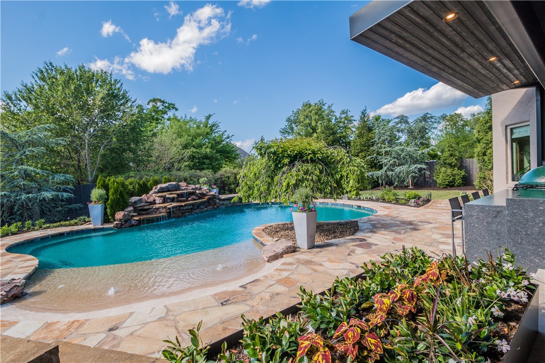 Pinnacle - Residential