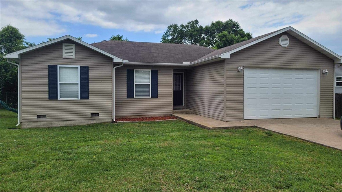 1188 sq. ft. 3 bed, 2 bath home in very nice neighborhood. This one has been well cared for and ideal for a first-time home buyer, family with children or investment for a rental. The Master Bedroom is large with Ideal sized Master Bath and Walk In closet. One bedroom is great for a guest room as it is separate from the other two. Living room is open and a wall separates it from the Kitchen and dining area.