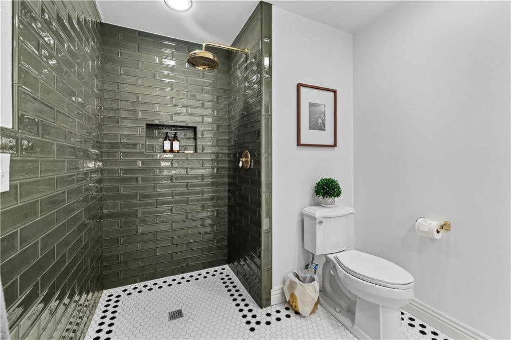 El Contento Acres Bentonville - Residential Lease