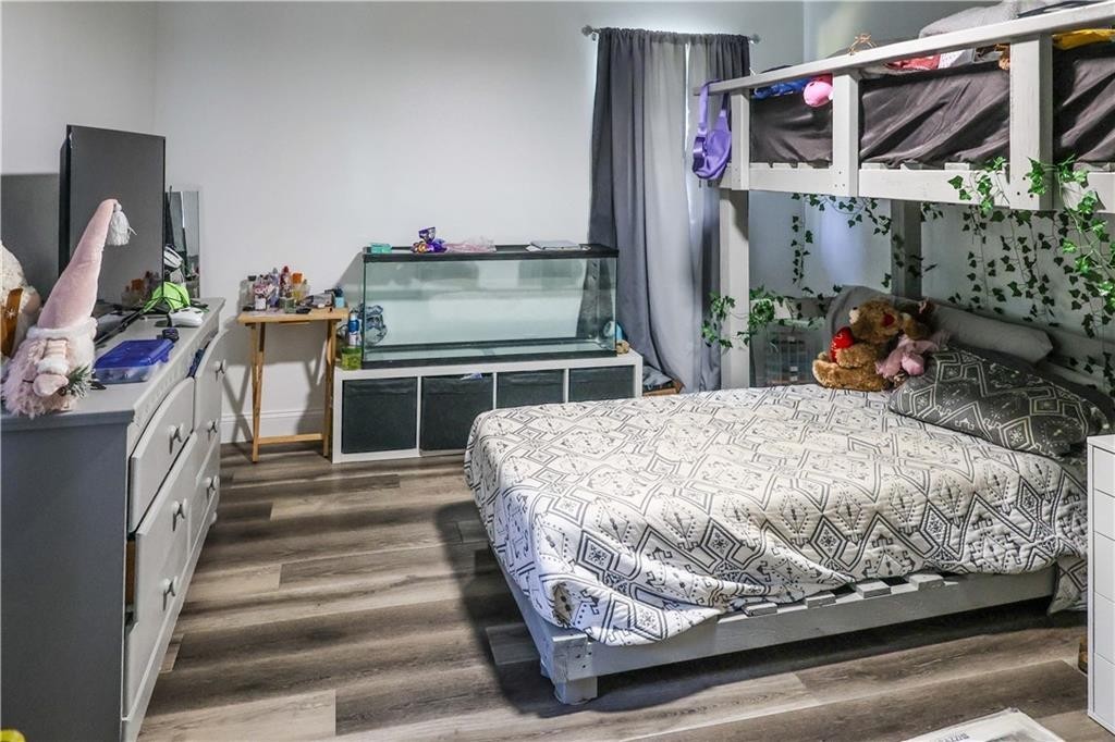 Unit 5 Holiday Island - Residential