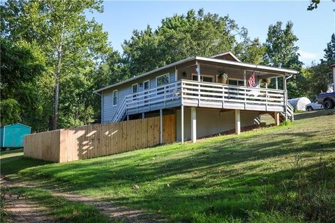 Photo of 124 Stateline Drive, Holiday Island, AR 72631 (MLS # 1331314)