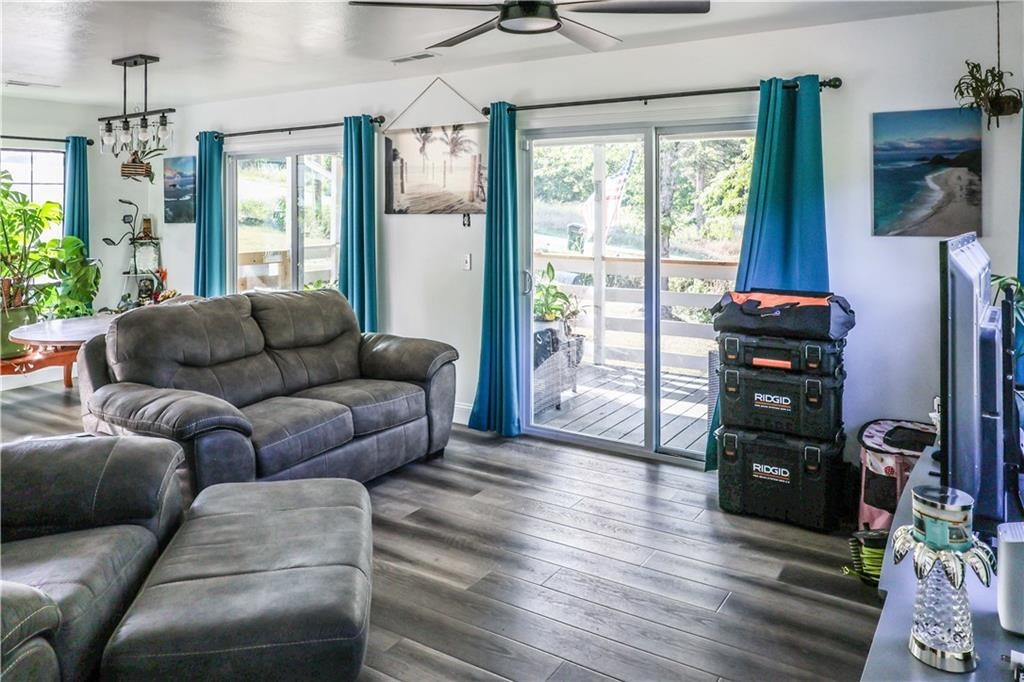 Unit 5 Holiday Island - Residential