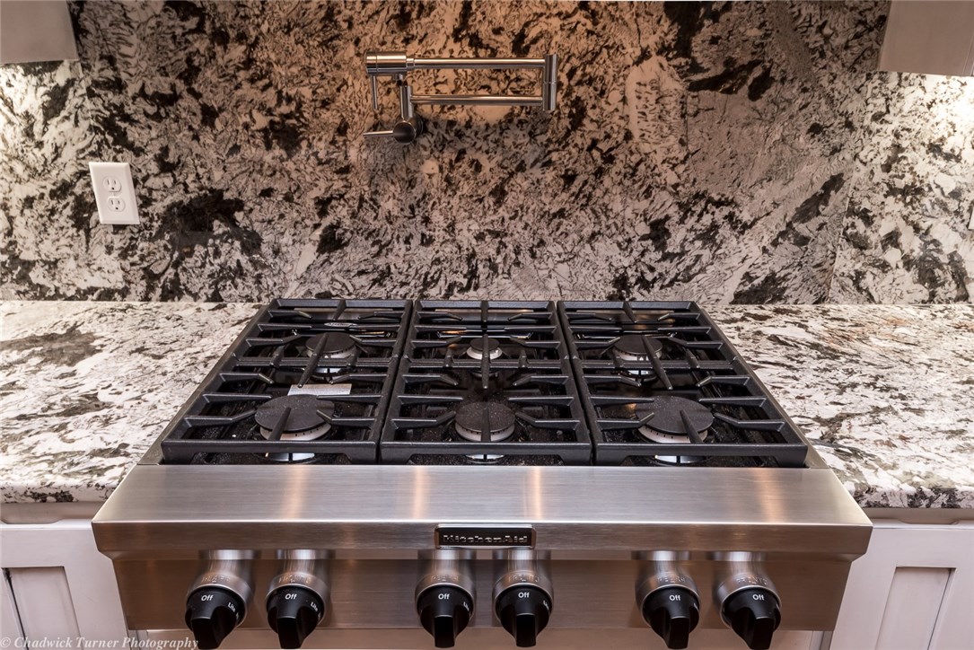 Oak Tree - Residential